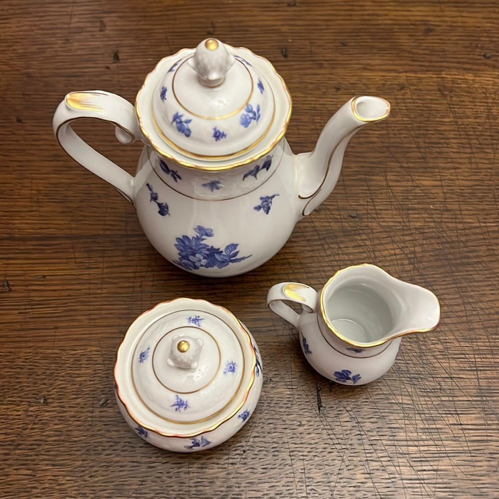 Elegant Blue and White Porcelain Tea Set